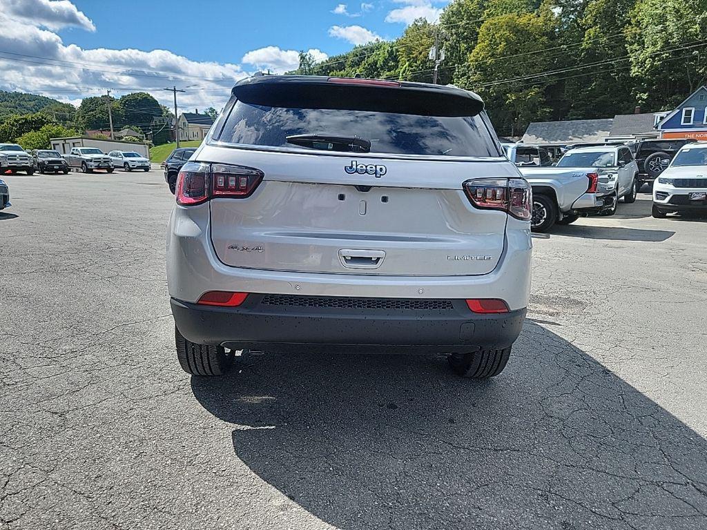 new 2025 Jeep Compass car, priced at $35,219