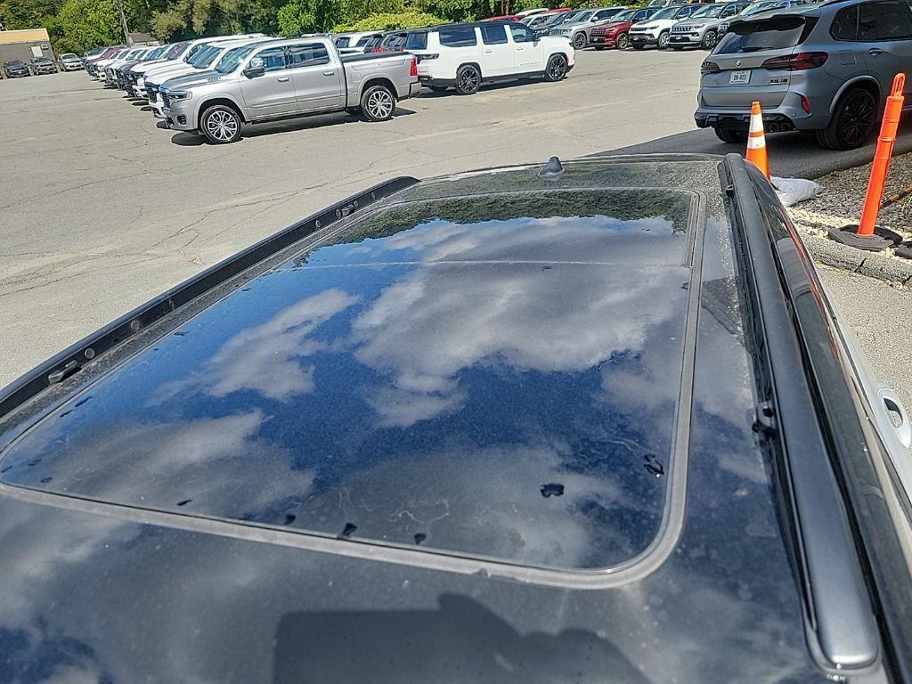 new 2025 Jeep Compass car, priced at $35,219