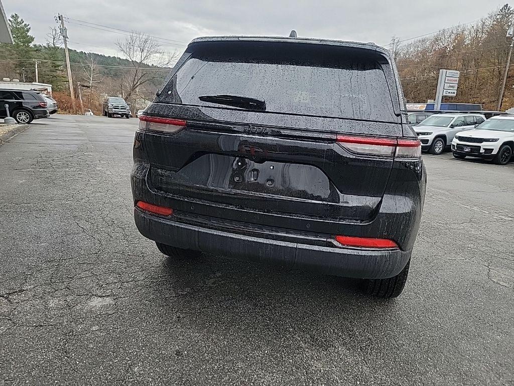 new 2025 Jeep Grand Cherokee car, priced at $47,486