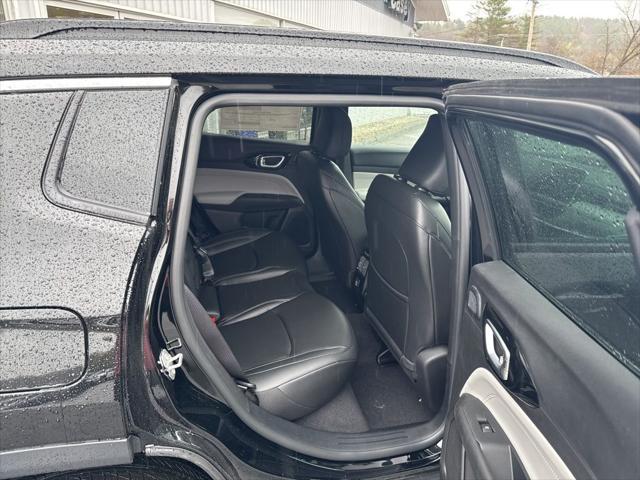 new 2025 Jeep Compass car, priced at $34,404