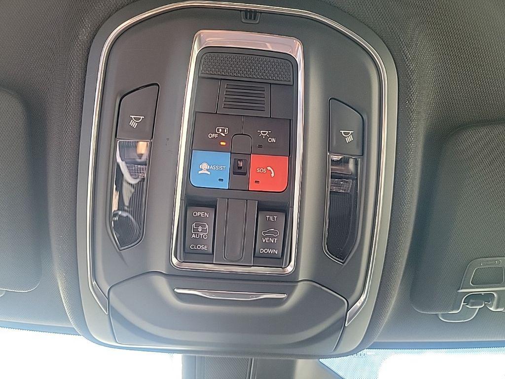 new 2025 Jeep Grand Cherokee car, priced at $39,259