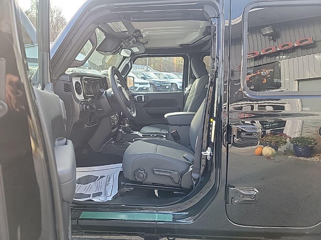 new 2026 Jeep Wrangler car, priced at $49,970