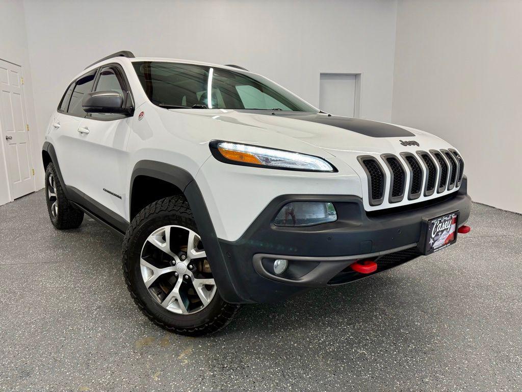 used 2018 Jeep Cherokee car, priced at $14,574