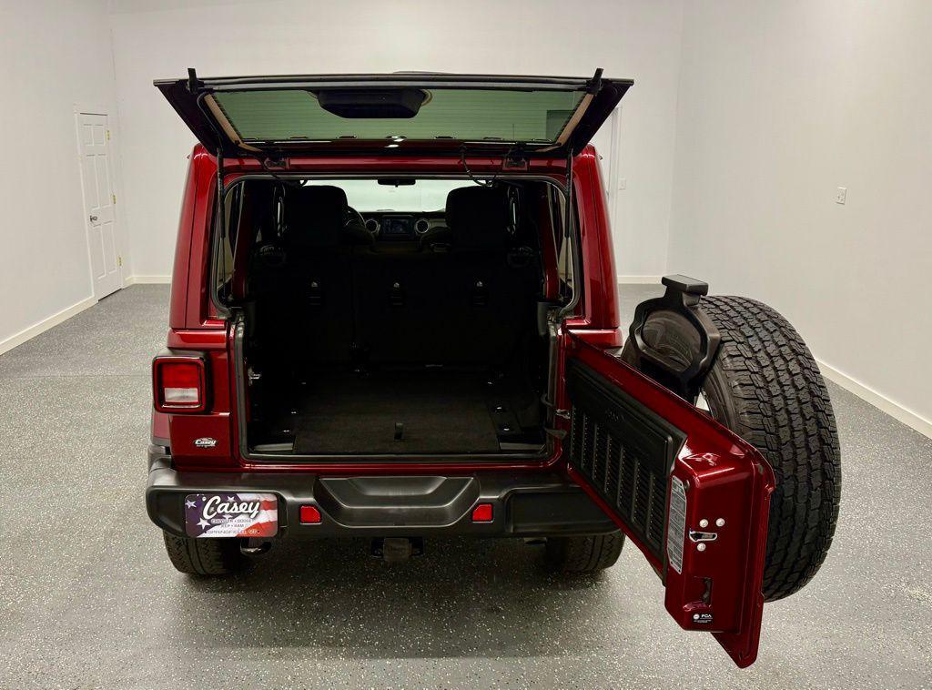 used 2021 Jeep Wrangler Unlimited car, priced at $29,974