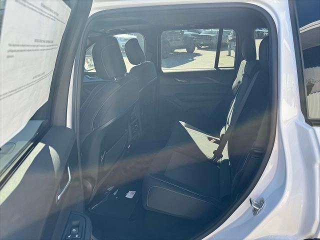 new 2025 Jeep Grand Cherokee car, priced at $37,405