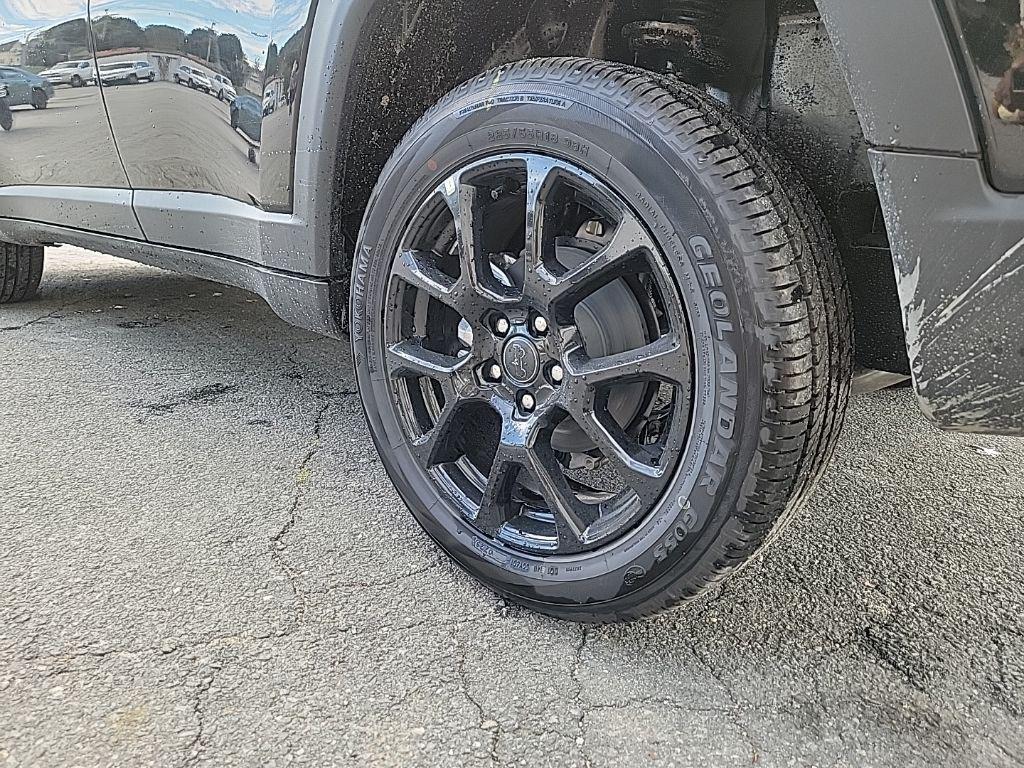 new 2026 Jeep Compass car, priced at $37,795