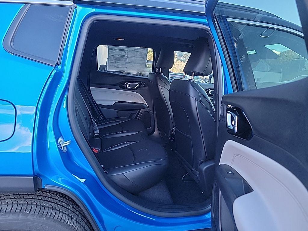 new 2026 Jeep Compass car, priced at $36,050
