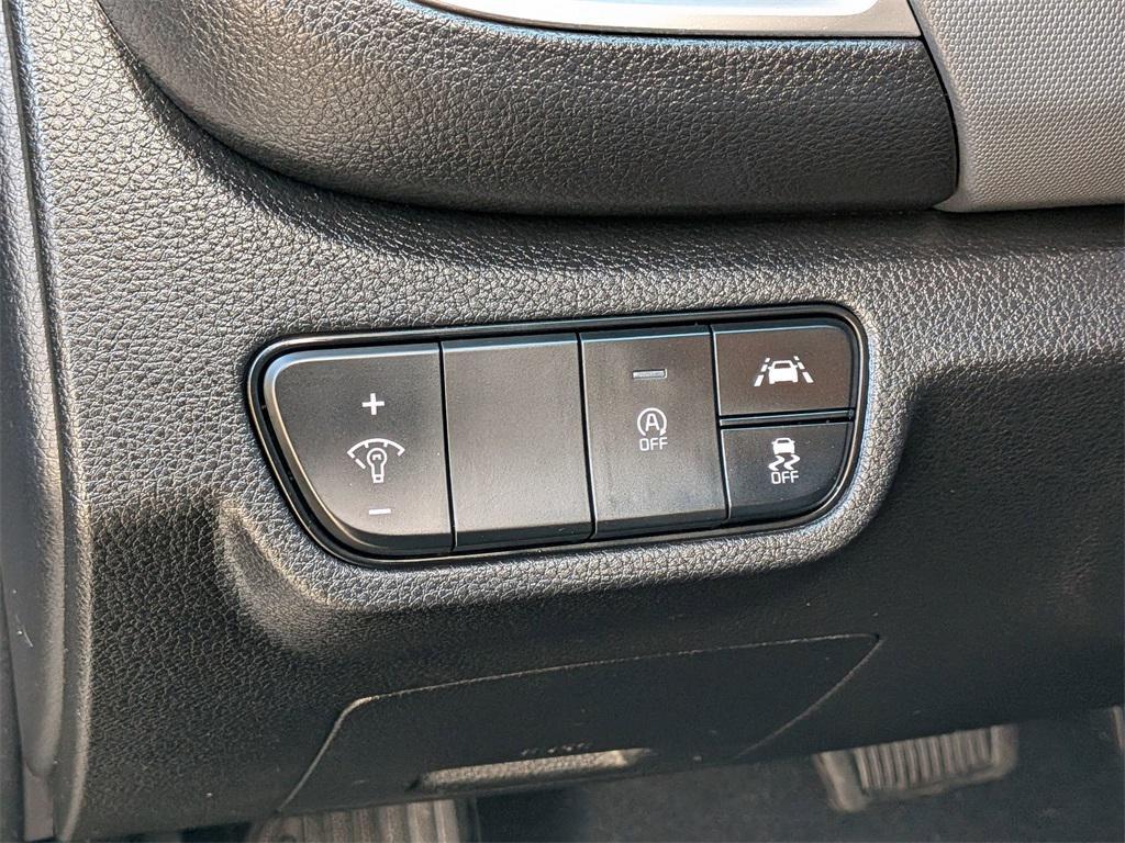 used 2023 Kia Seltos car, priced at $19,895