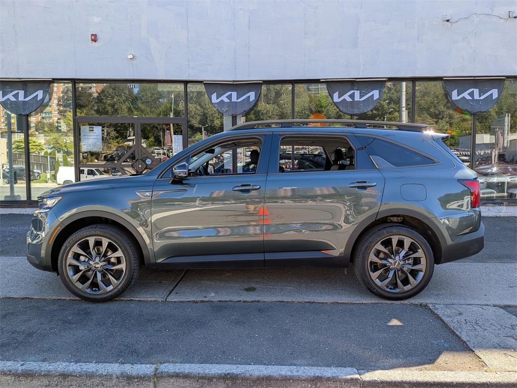 used 2023 Kia Sorento car, priced at $29,000