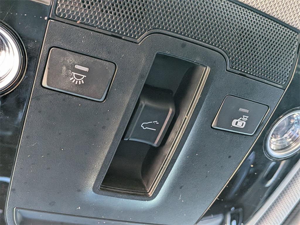 used 2023 Kia Sorento car, priced at $29,000