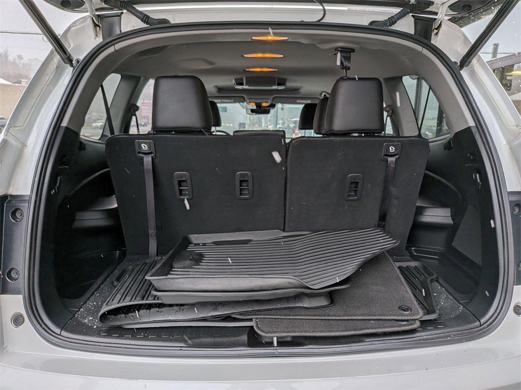 used 2022 Honda Pilot car, priced at $31,895