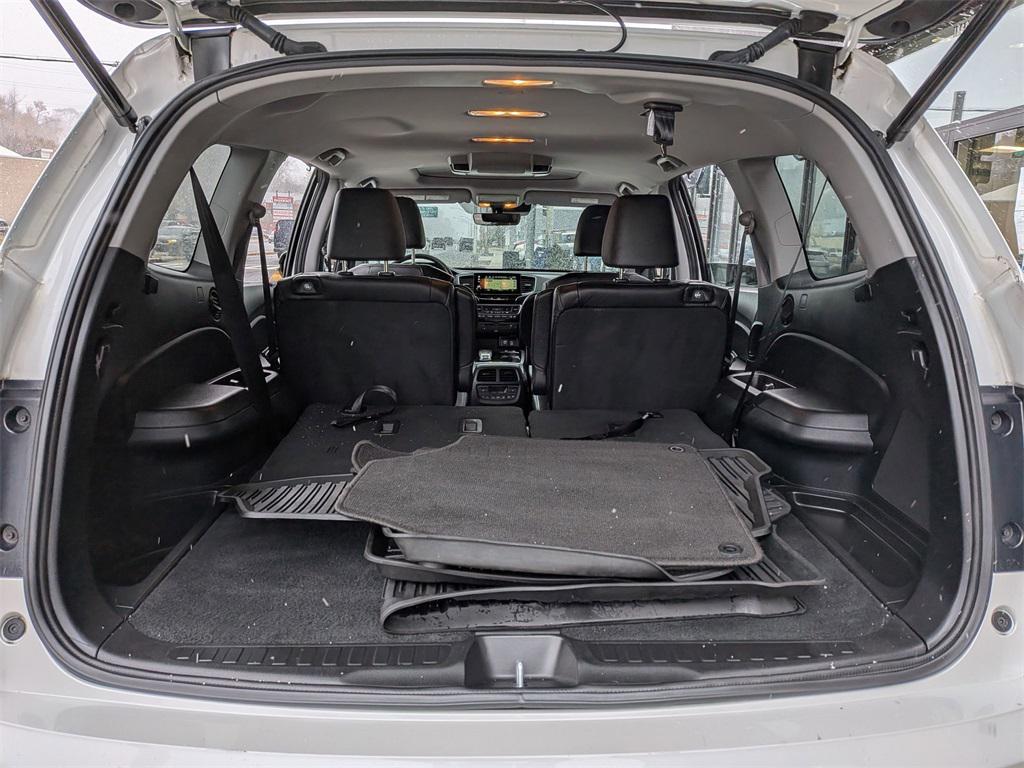 used 2022 Honda Pilot car, priced at $31,895