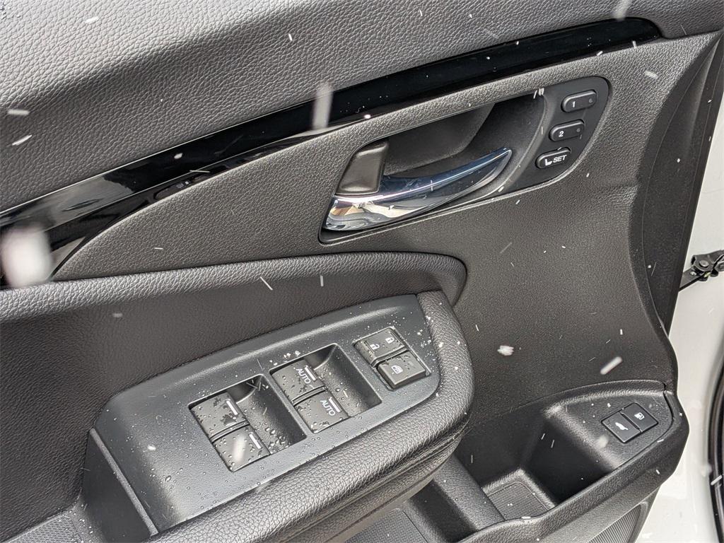 used 2022 Honda Pilot car, priced at $31,895