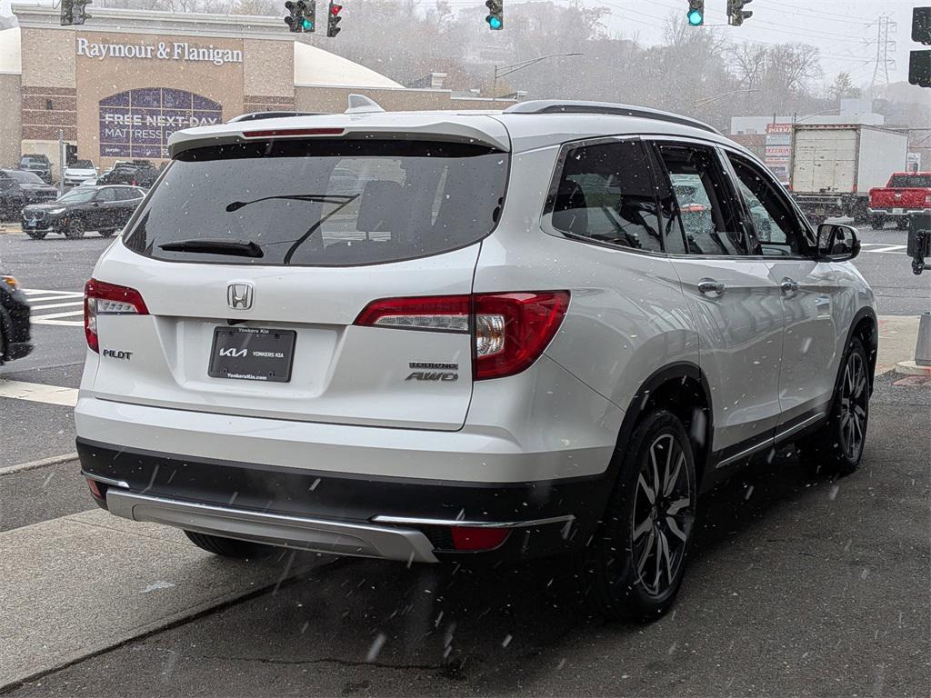 used 2022 Honda Pilot car, priced at $31,895