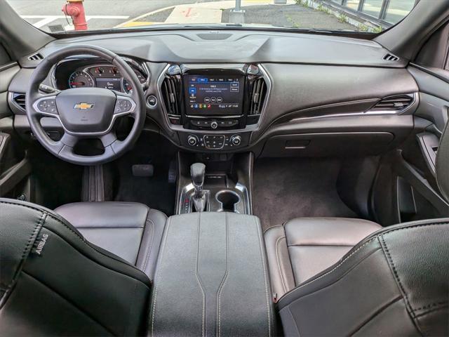 used 2023 Chevrolet Traverse car, priced at $31,295