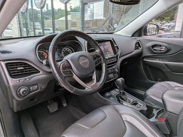 used 2020 Jeep Cherokee car, priced at $17,495