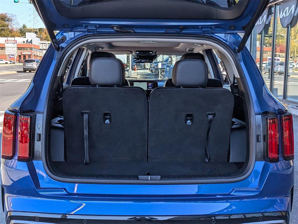 used 2023 Kia Sorento car, priced at $30,795