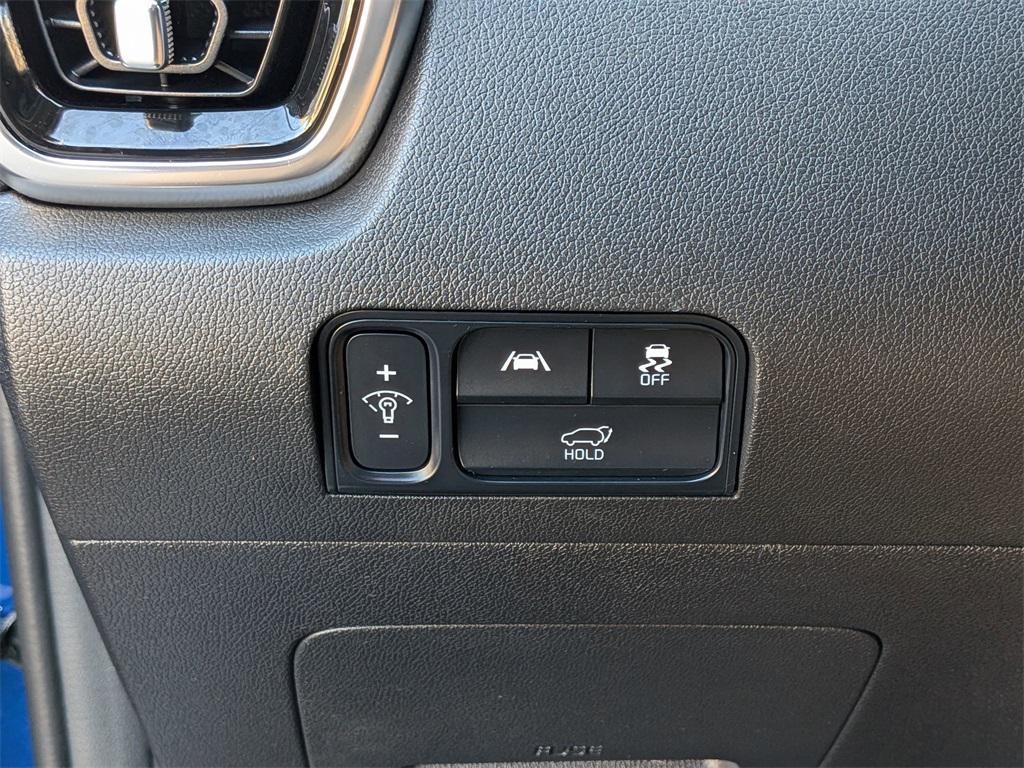 used 2023 Kia Sorento car, priced at $30,795