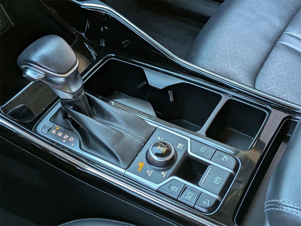 used 2023 Kia Sorento car, priced at $30,795