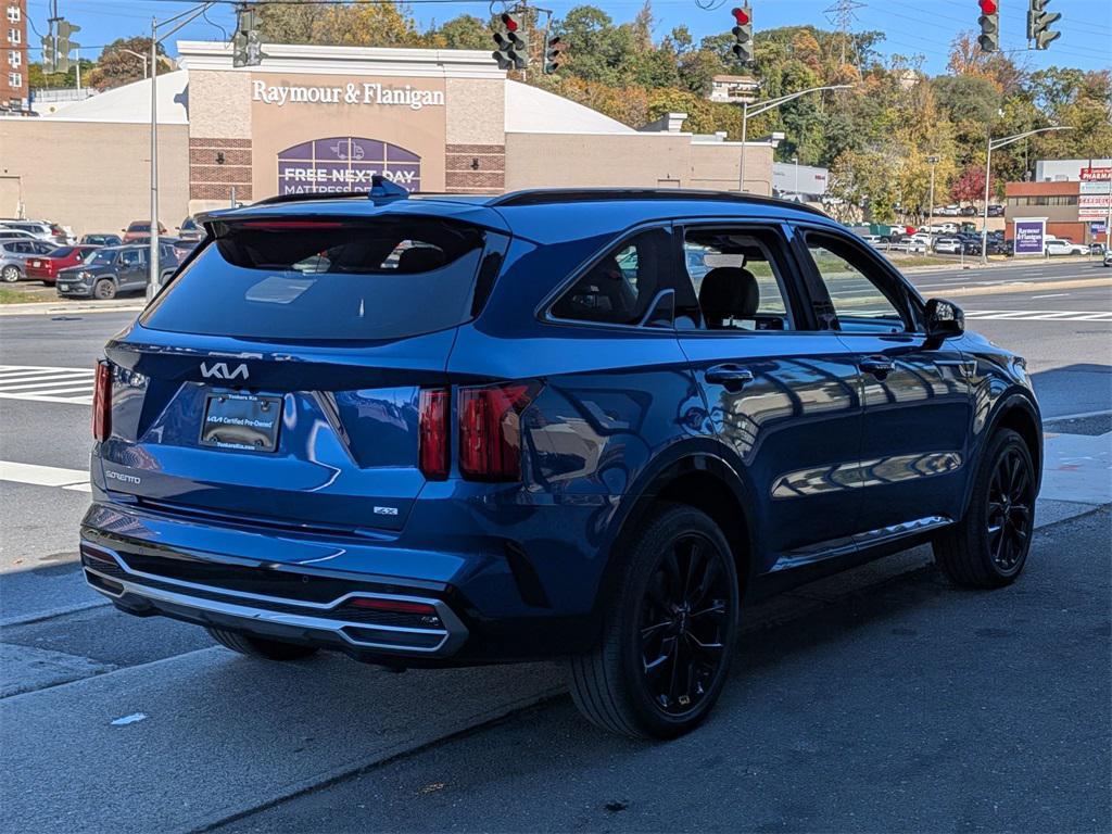 used 2023 Kia Sorento car, priced at $30,795