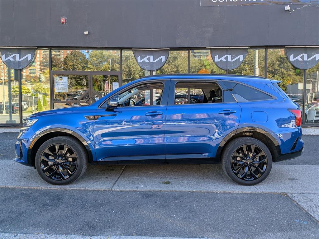 used 2023 Kia Sorento car, priced at $30,795