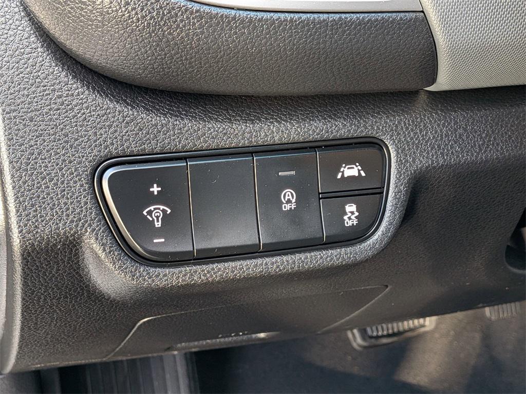 used 2023 Kia Seltos car, priced at $19,700