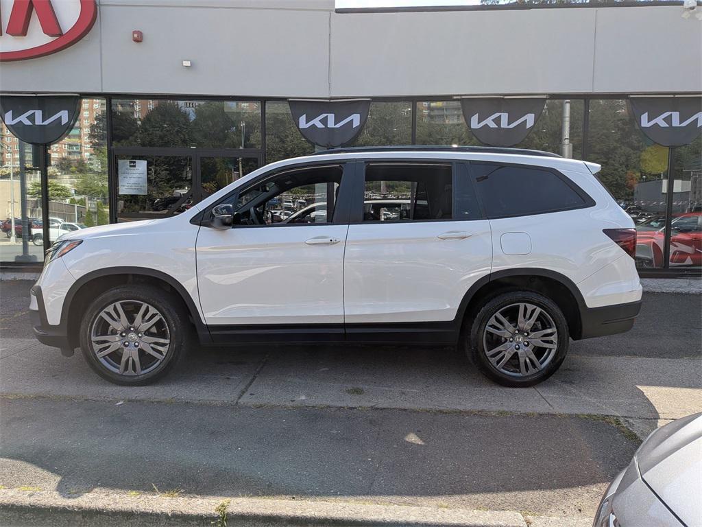 used 2022 Honda Pilot car, priced at $29,595