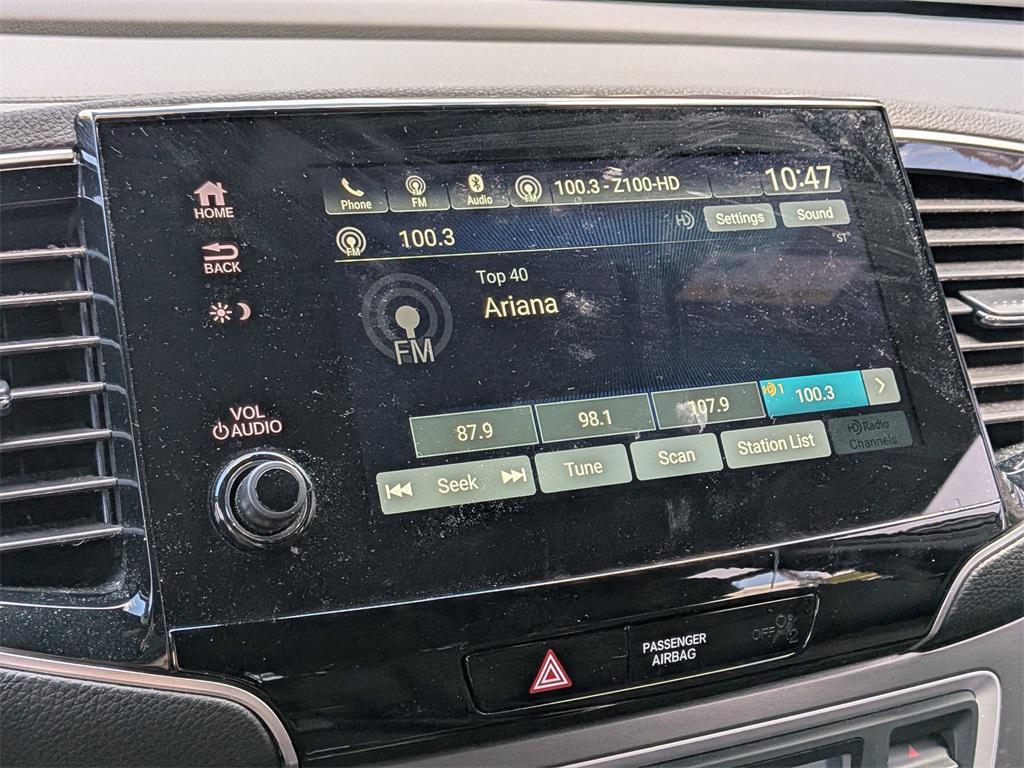 used 2022 Honda Pilot car, priced at $29,595