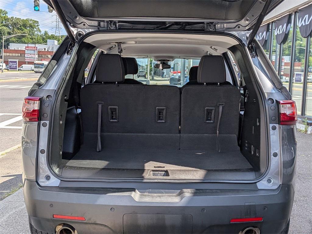 used 2021 Chevrolet Traverse car, priced at $23,595