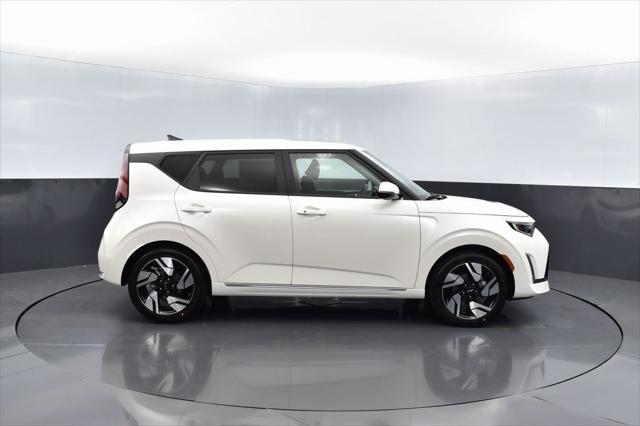 new 2024 Kia Soul car, priced at $27,585