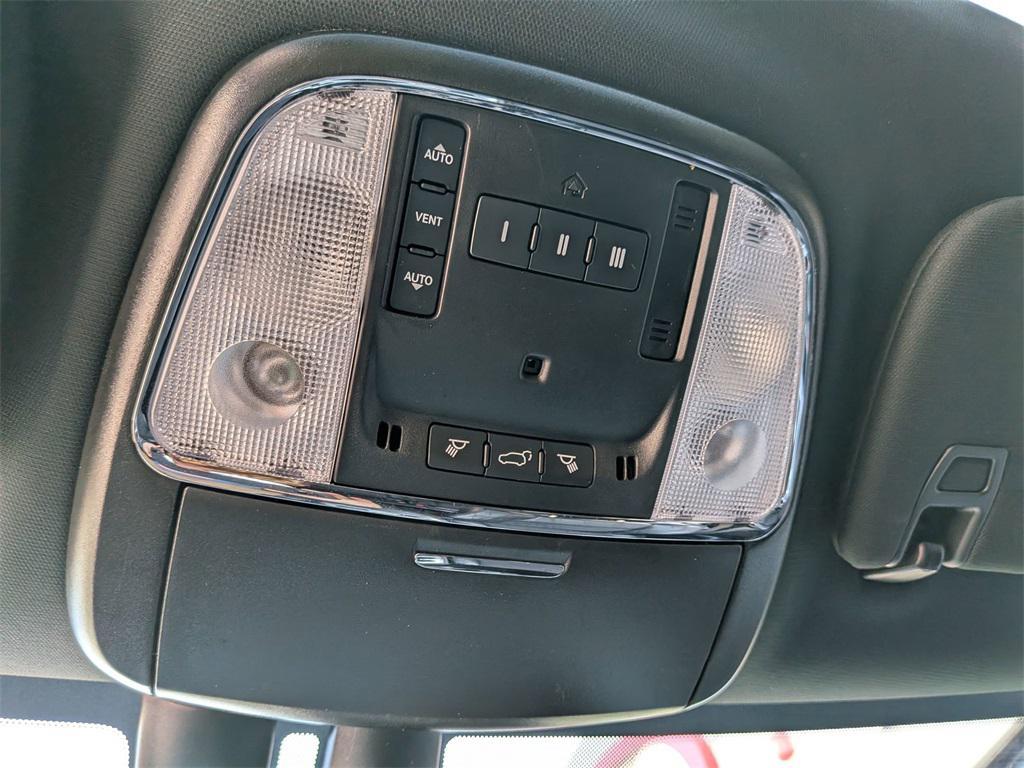 used 2022 Jeep Grand Cherokee car, priced at $27,495