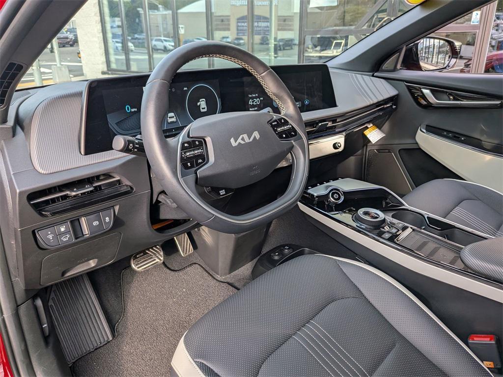 new 2024 Kia EV6 car, priced at $43,595