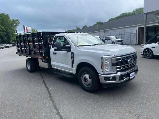 new 2025 Ford F-350 car, priced at $68,400
