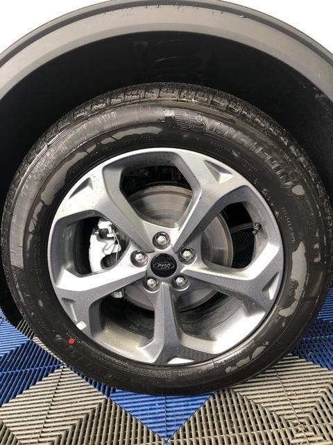 new 2025 Ford Escape car, priced at $30,675