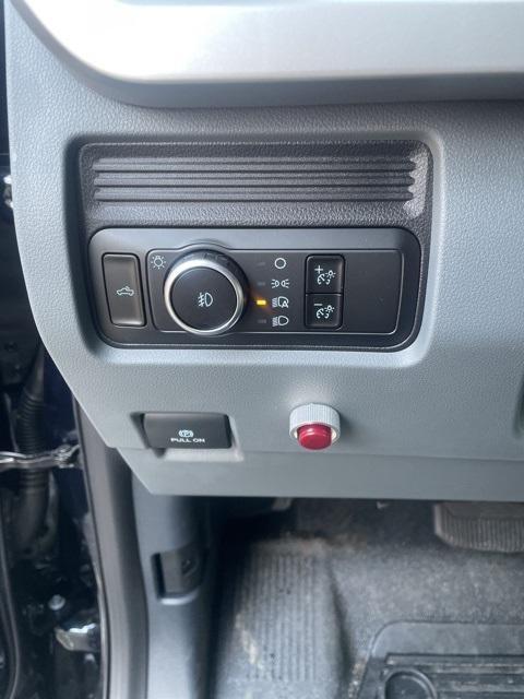 new 2025 Ford F-350 car, priced at $57,040