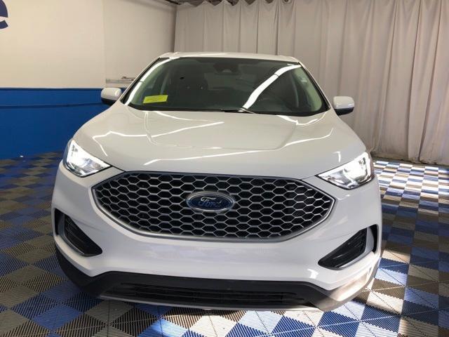 used 2024 Ford Edge car, priced at $22,995