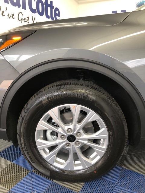 new 2025 Ford Escape car, priced at $31,058