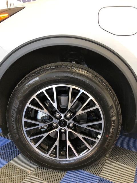 new 2025 Ford Escape PHEV car, priced at $32,117