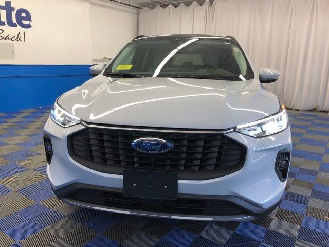 new 2025 Ford Escape car, priced at $31,617