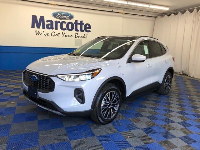 new 2025 Ford Escape car, priced at $31,617