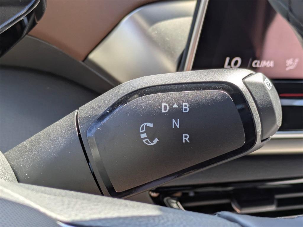 new 2025 Volkswagen ID.4 car, priced at $42,771