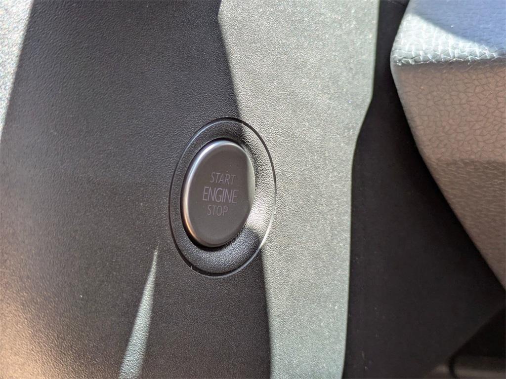 new 2025 Volkswagen ID.4 car, priced at $42,771