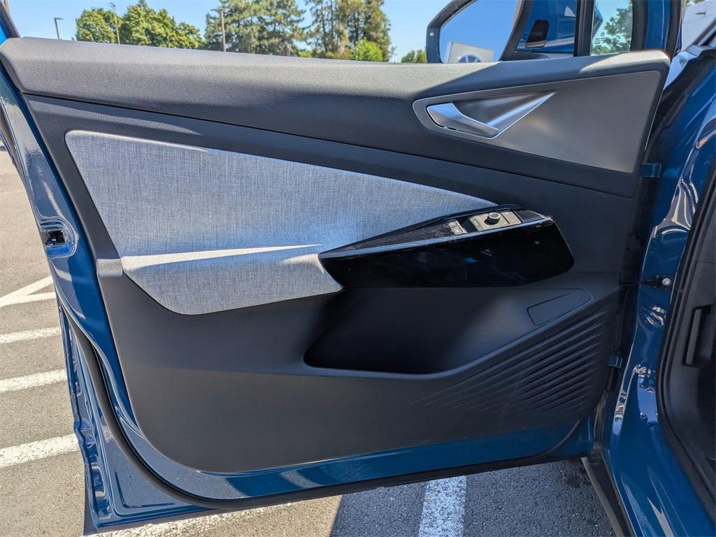 new 2025 Volkswagen ID.4 car, priced at $42,771
