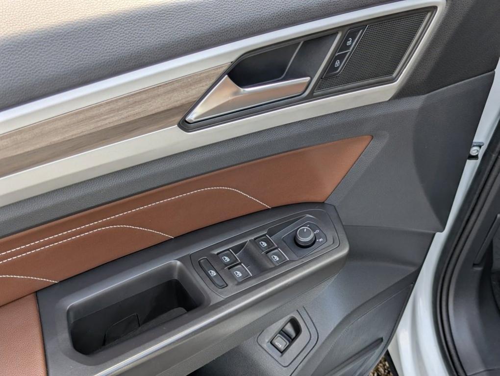 used 2022 Volkswagen Atlas car, priced at $31,000