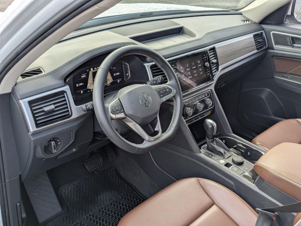 used 2022 Volkswagen Atlas car, priced at $31,000