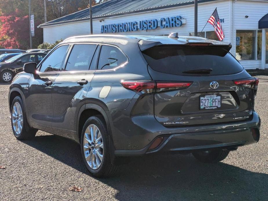 used 2023 Toyota Highlander car, priced at $41,235