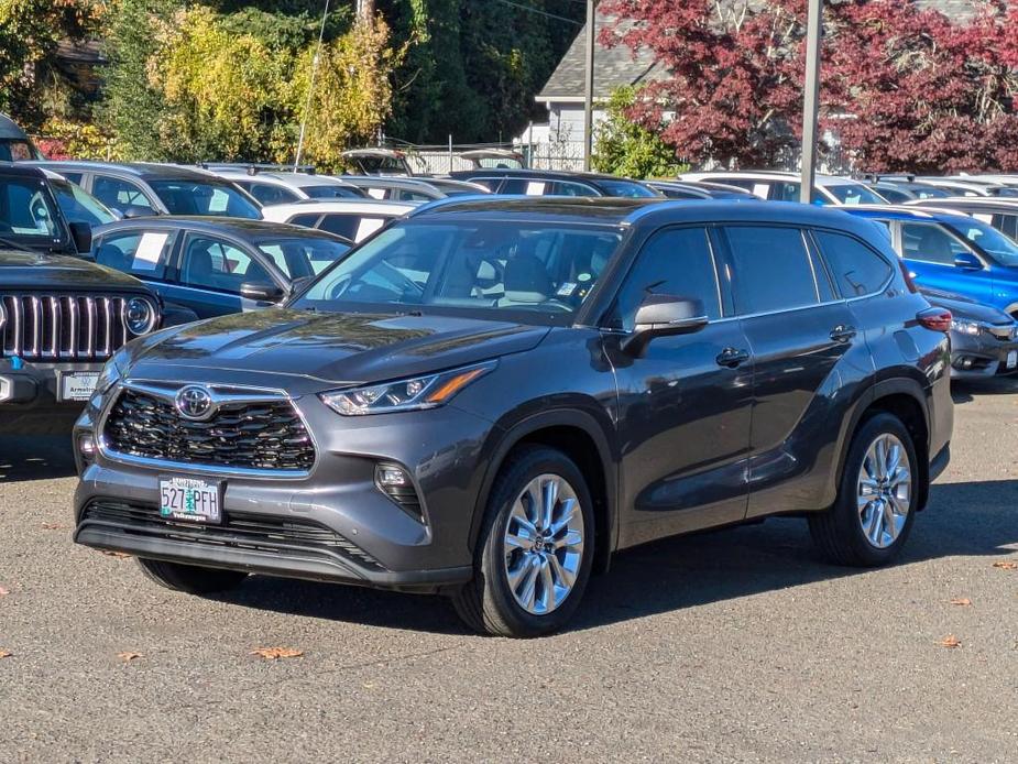 used 2023 Toyota Highlander car, priced at $41,235