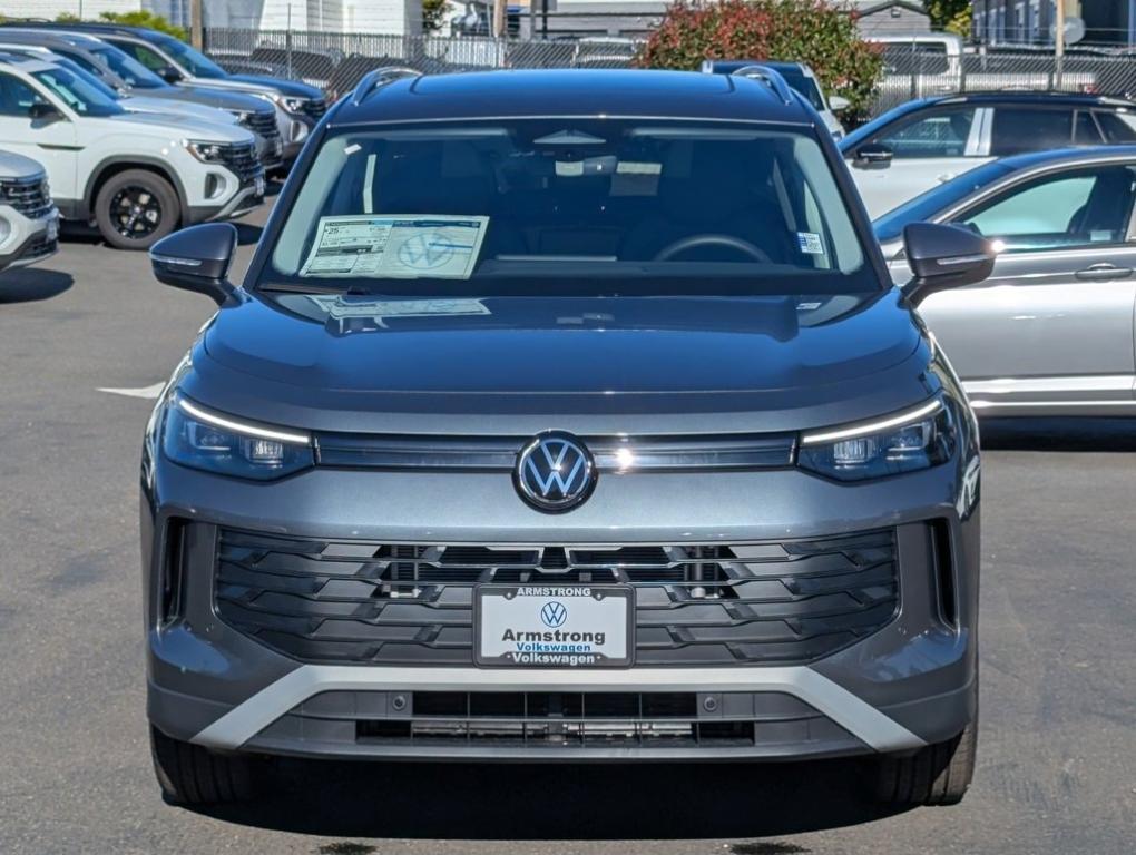 new 2025 Volkswagen Tiguan car, priced at $35,030