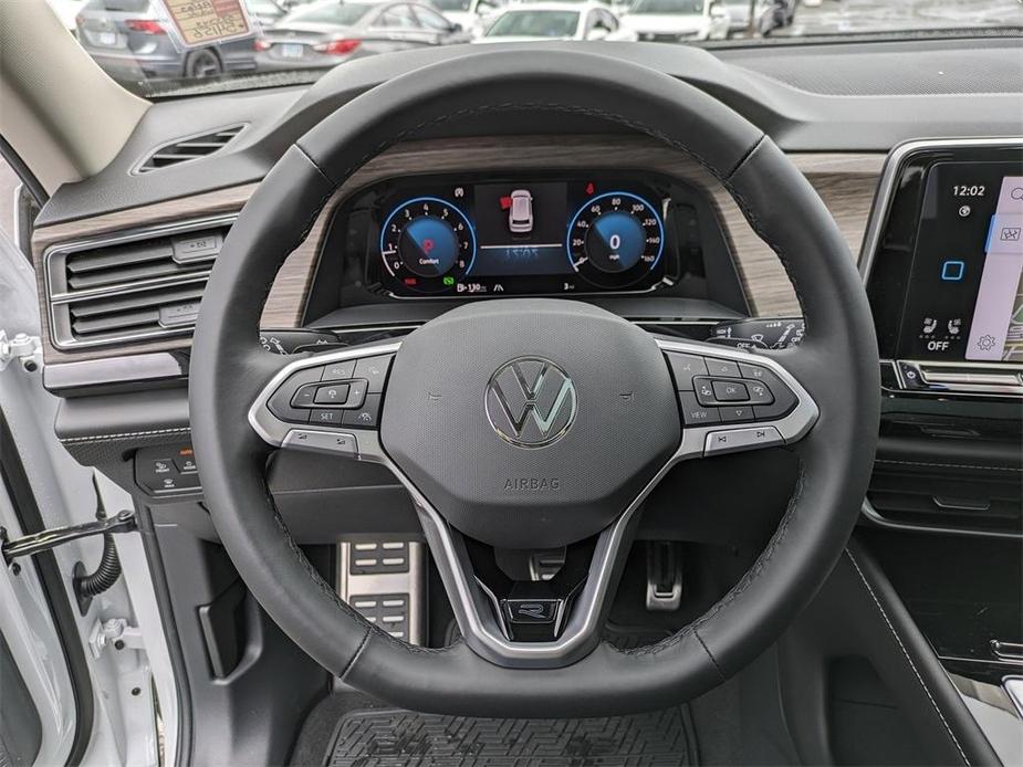 new 2024 Volkswagen Atlas car, priced at $55,441