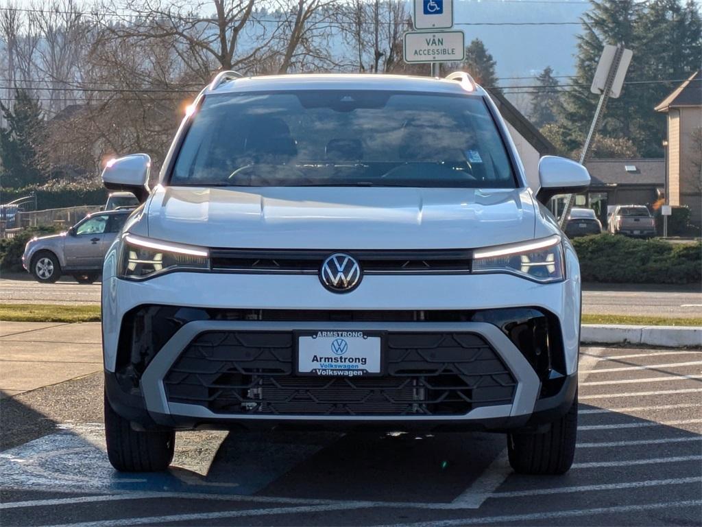 new 2025 Volkswagen Taos car